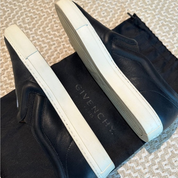 Givenchy Bambi Sneakers - Picture 2 of 5